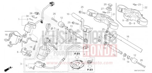 TUYAU DE GUIDON/PONT SUPERIEUR CBR1000RAH de 2017